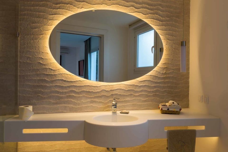 Junior Suite | Bathroom sink