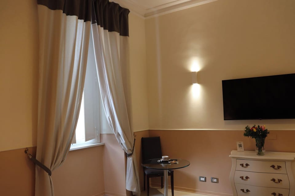 Family Room (Deluxe) | Premium bedding, Select Comfort beds, minibar, in-room safe