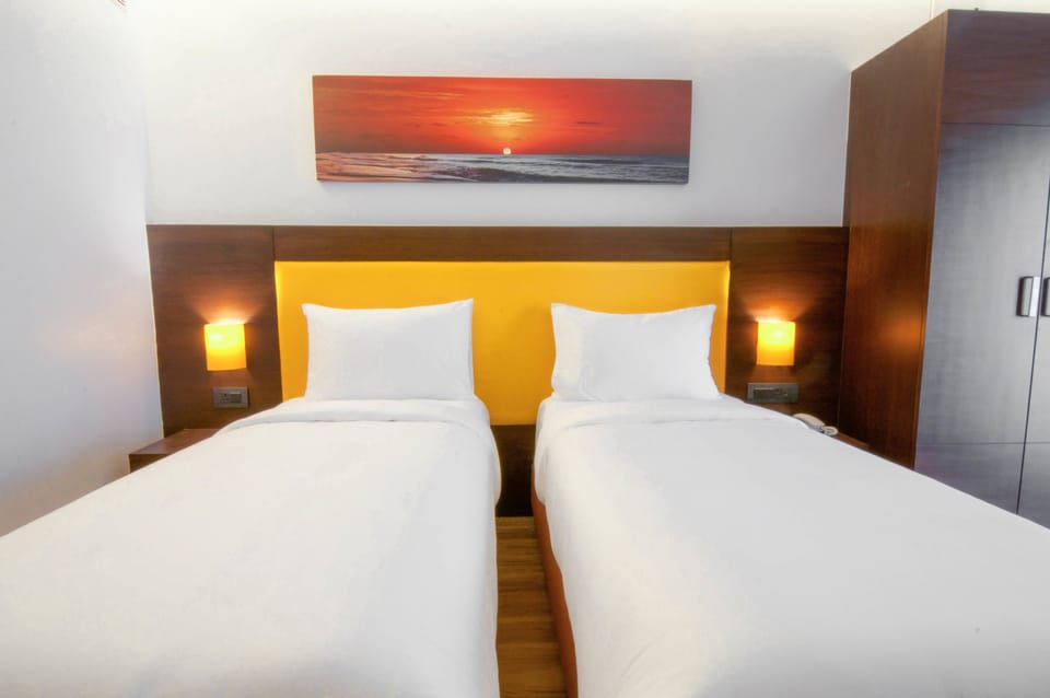 Superior Twin Room, 2 Twin Beds | Premium bedding, in-room safe, desk, iron/ironing board
