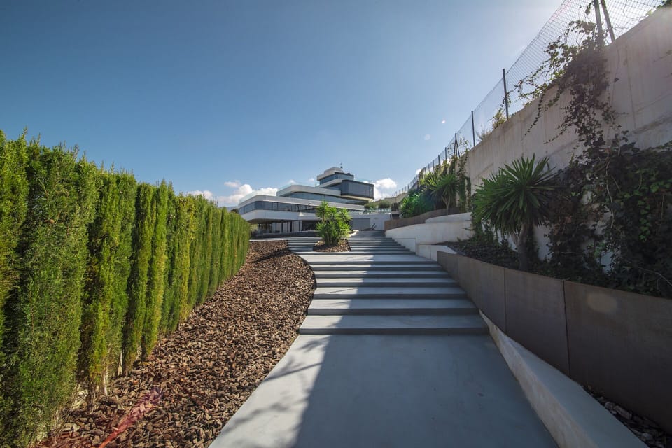 Stairway leading up to the villa entrance 