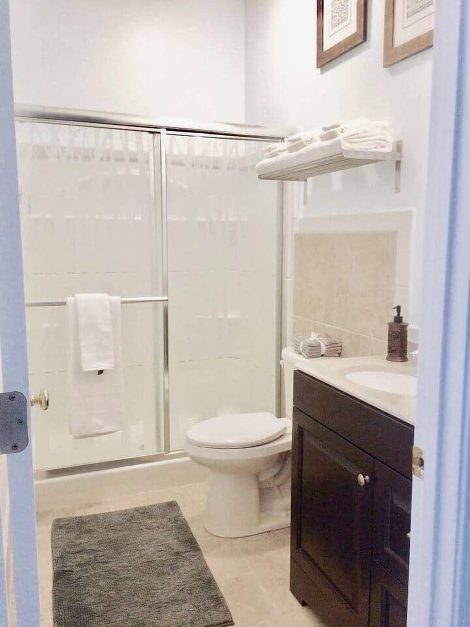 Another view of the shower.