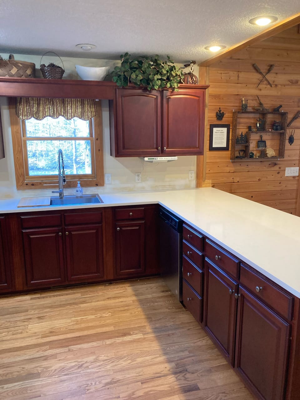 large spacious kitchen 