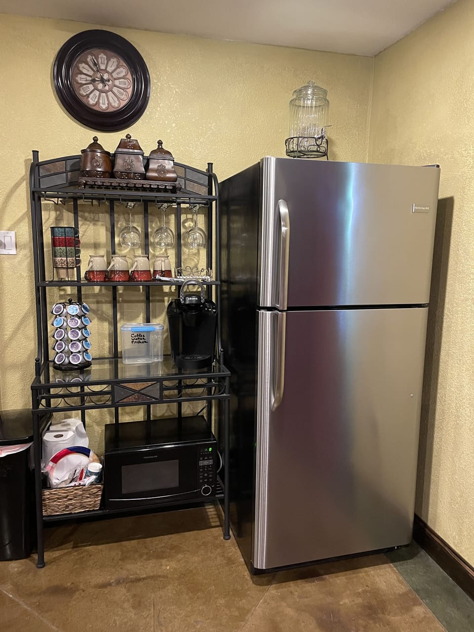 Coffee Bar, Full Fridge and Microwave