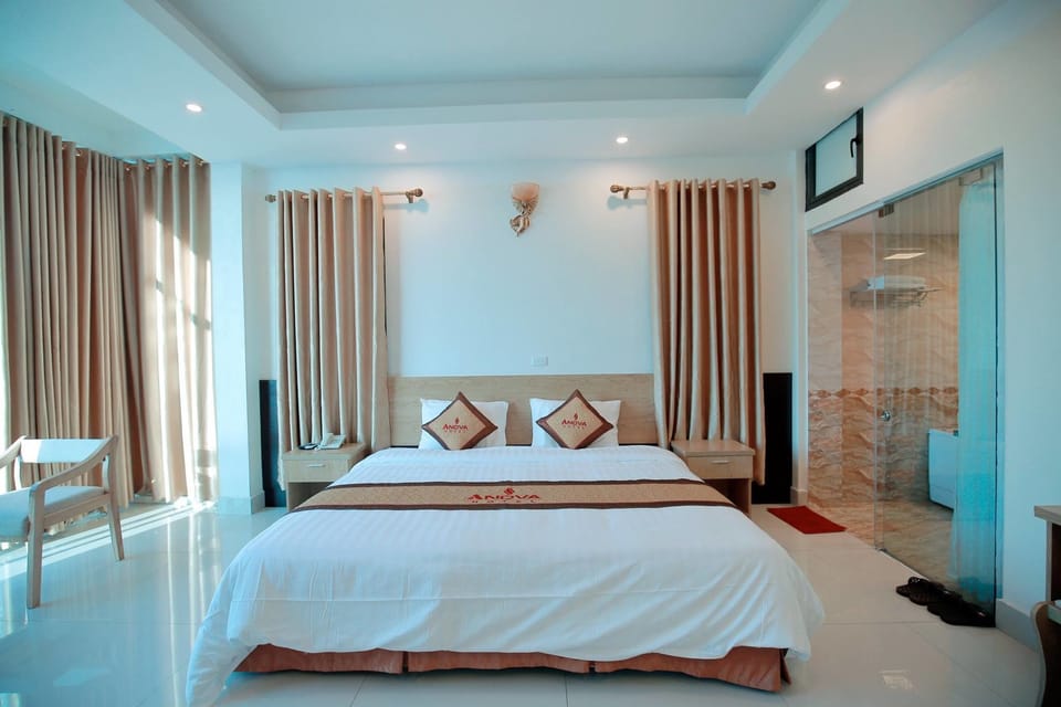 Superior Double Room | Premium bedding, Select Comfort beds, minibar, in-room safe