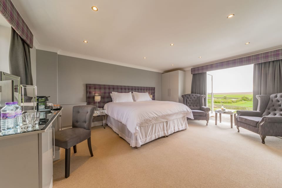 Premium bedding, memory foam beds, free minibar items