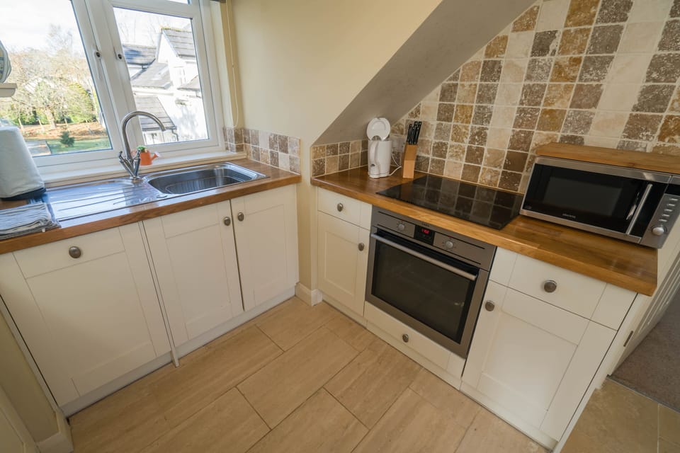 Apartment, 1 Bedroom, Balcony | 1 bedroom, blackout drapes, soundproofing, iron/ironing board