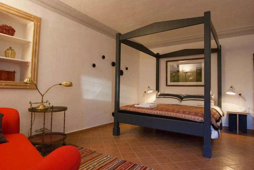 Double or Twin Room | Individually decorated, blackout drapes, iron/ironing board, free WiFi