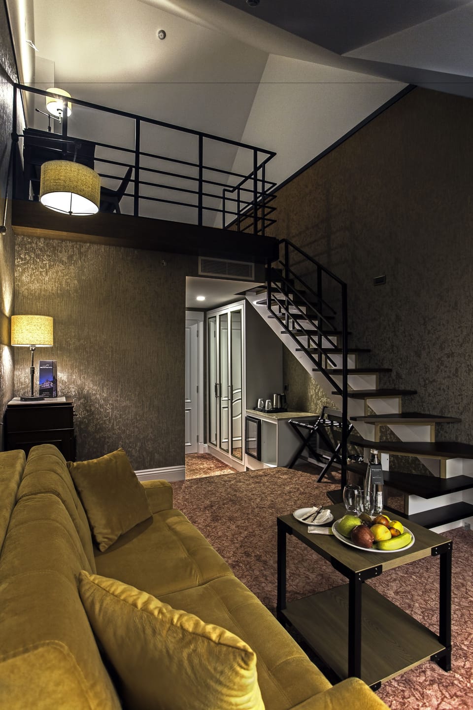 Room | Minibar, in-room safe, desk, soundproofing