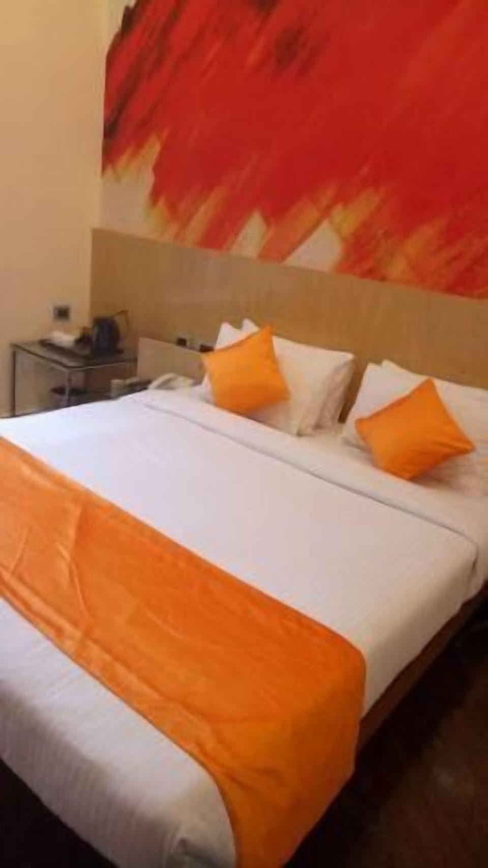 Superior Room | 1 bedroom, bed sheets