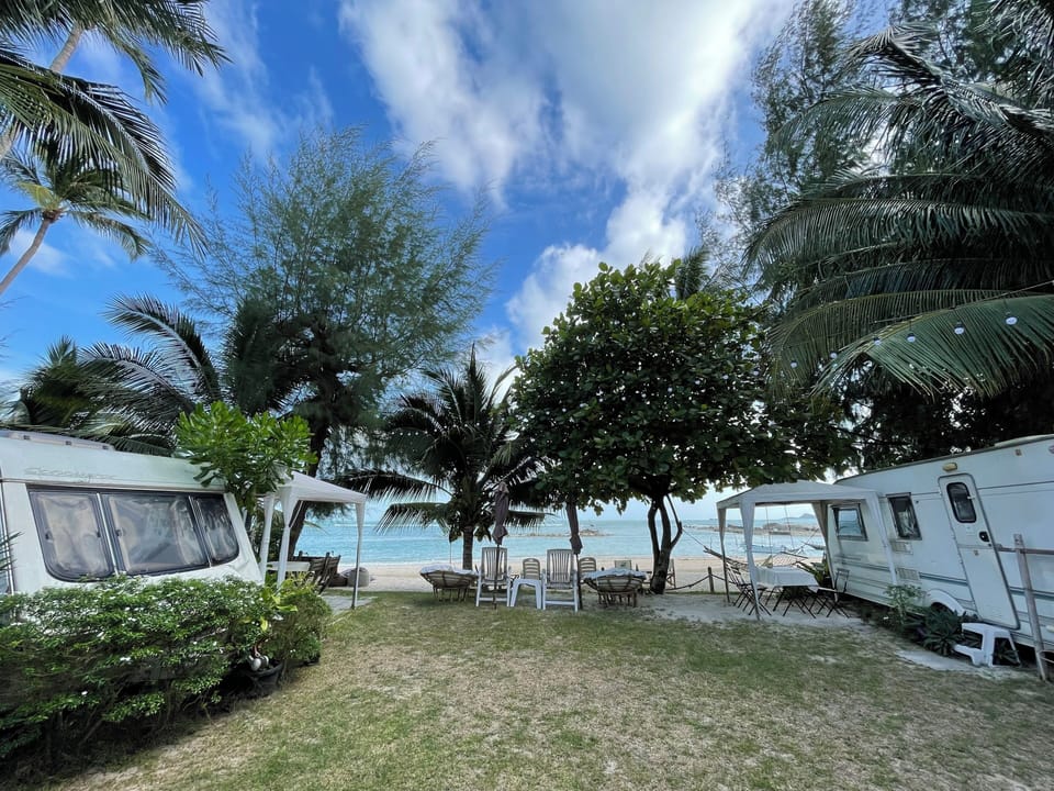 Samui Caravans Beach Camp Hotel in Ko Samui