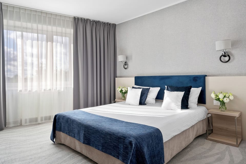 Comfort Double Room | Premium bedding, desk, soundproofing, iron/ironing board