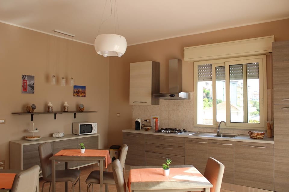Classic Double or Twin Room | Shared kitchen | Mini-fridge, stovetop, espresso maker, electric kettle