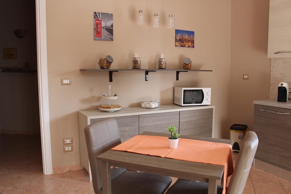 Classic Double or Twin Room | Shared kitchen | Mini-fridge, stovetop, espresso maker, electric kettle