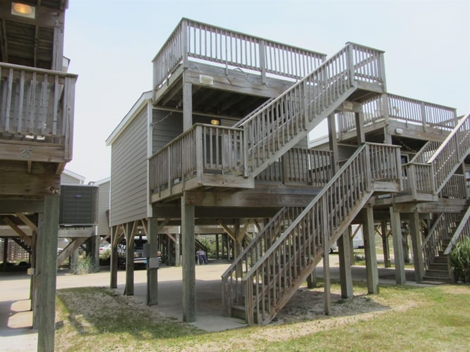 Studio | Exterior