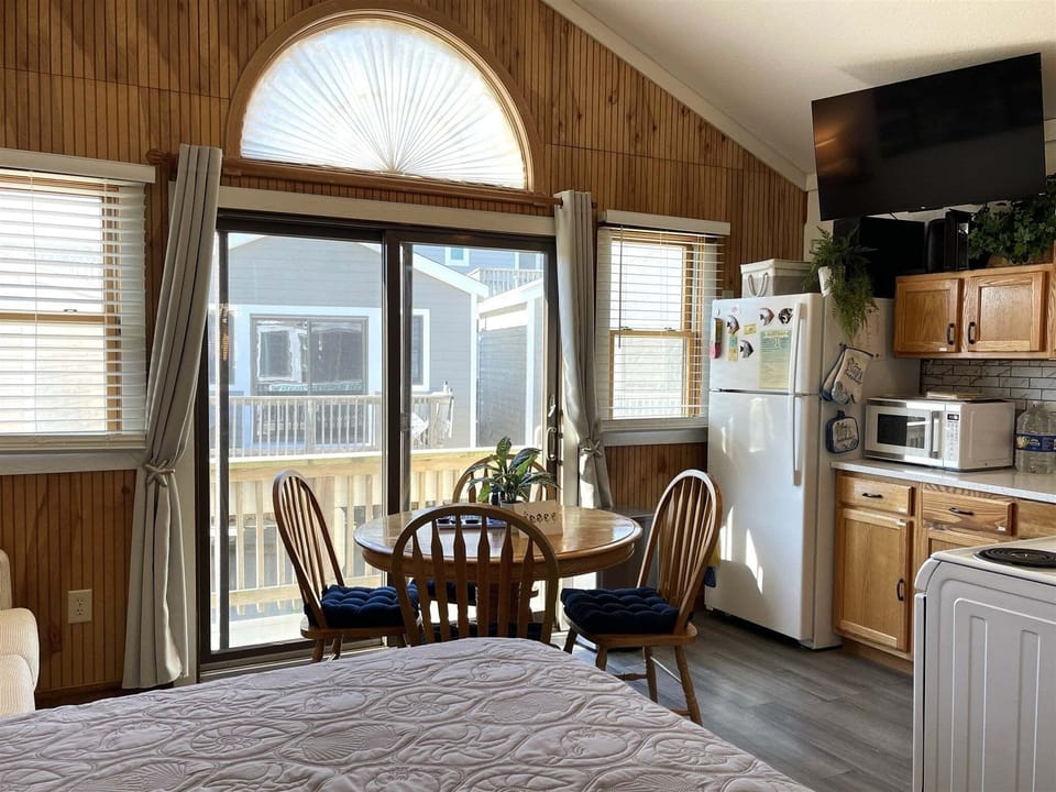 Studio | 1 bedroom, free WiFi, bed sheets