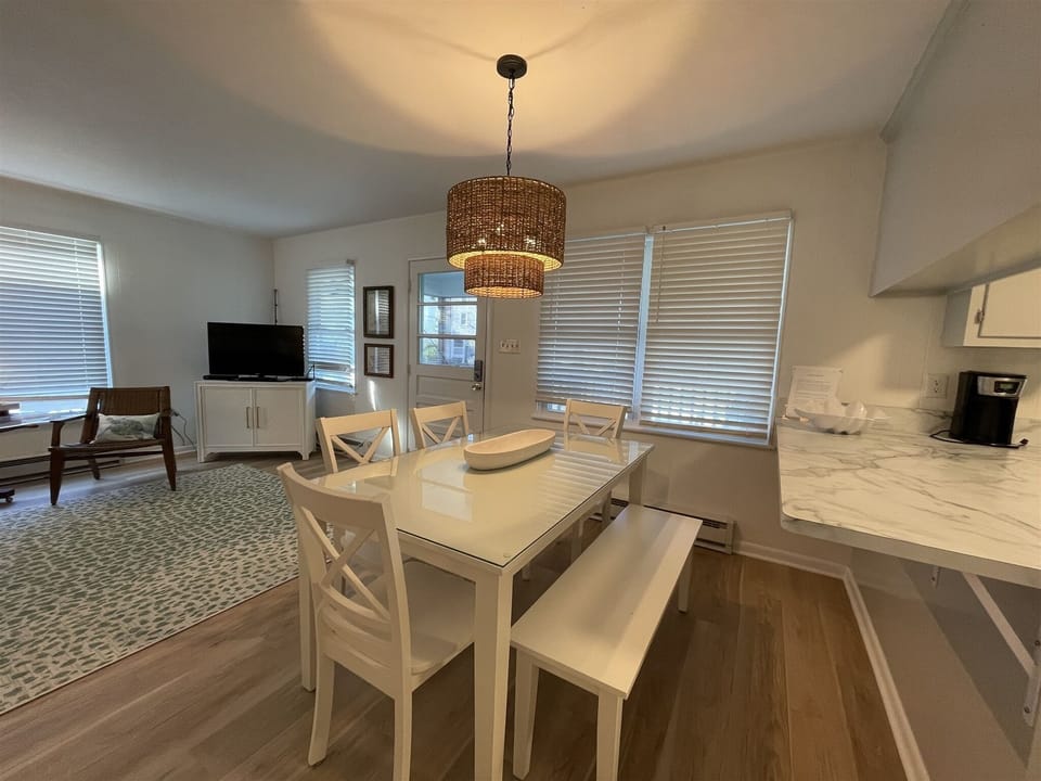 Cottage, 4 Bedrooms | Dining