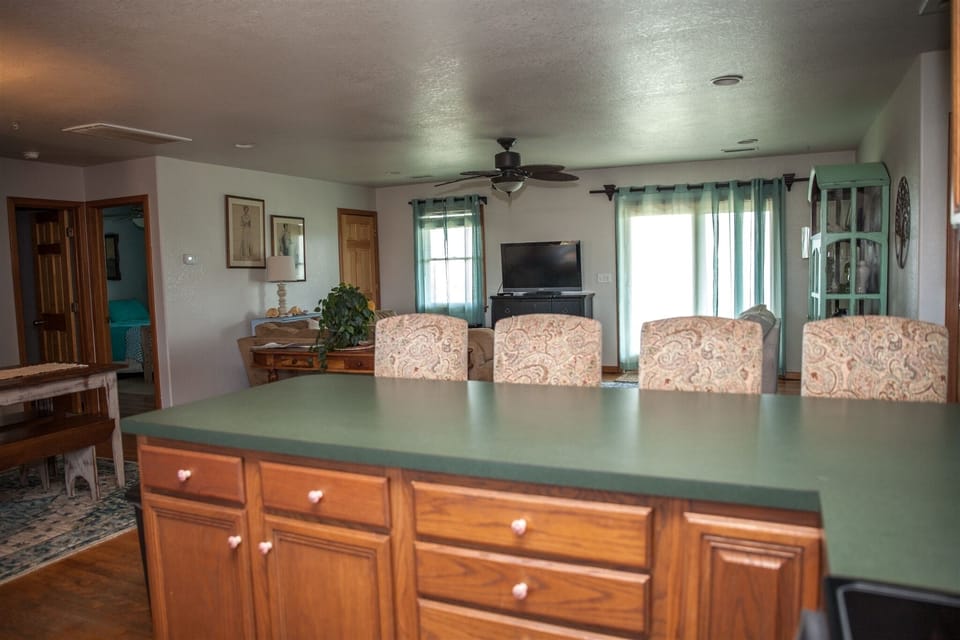 Cottage, 4 Bedrooms | Private kitchen | Full-size fridge, microwave, stovetop, dishwasher