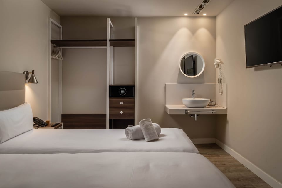In-room safe, desk, blackout drapes, soundproofing