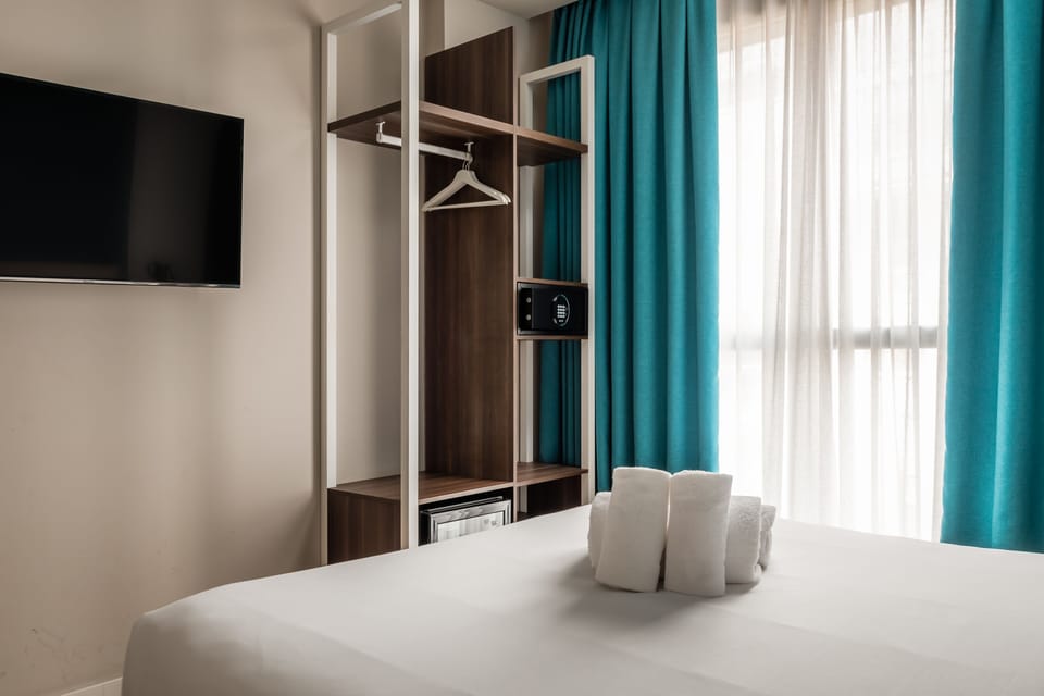 In-room safe, desk, blackout drapes, soundproofing