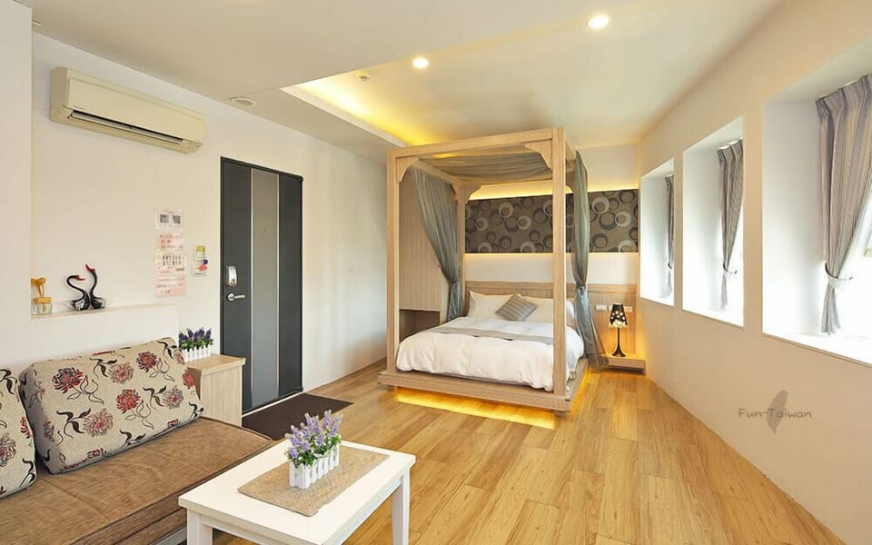 Romantic Double Room, 1 Double Bed | 1 bedroom, down comforters, minibar, individually decorated