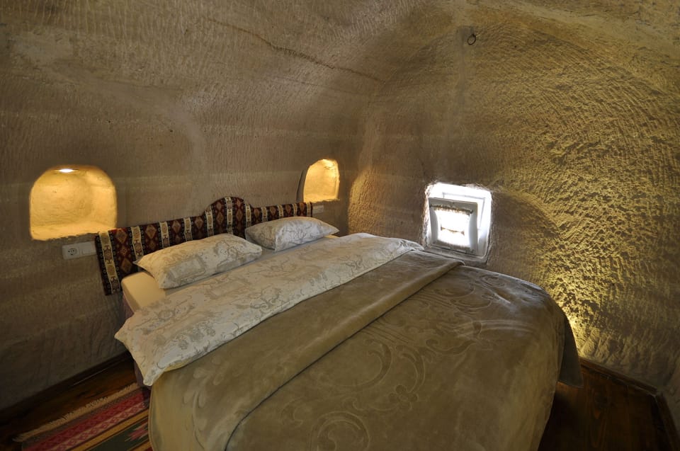 Deluxe Double Room | Premium bedding, desk, soundproofing, iron/ironing board