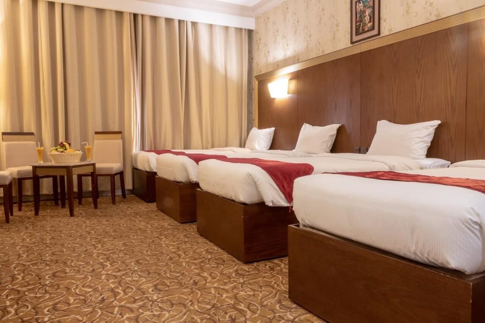 Quadruple Room | In-room safe, WiFi (free)