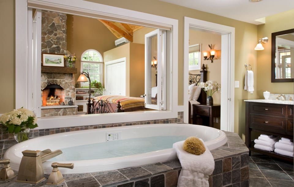 Jetted tub