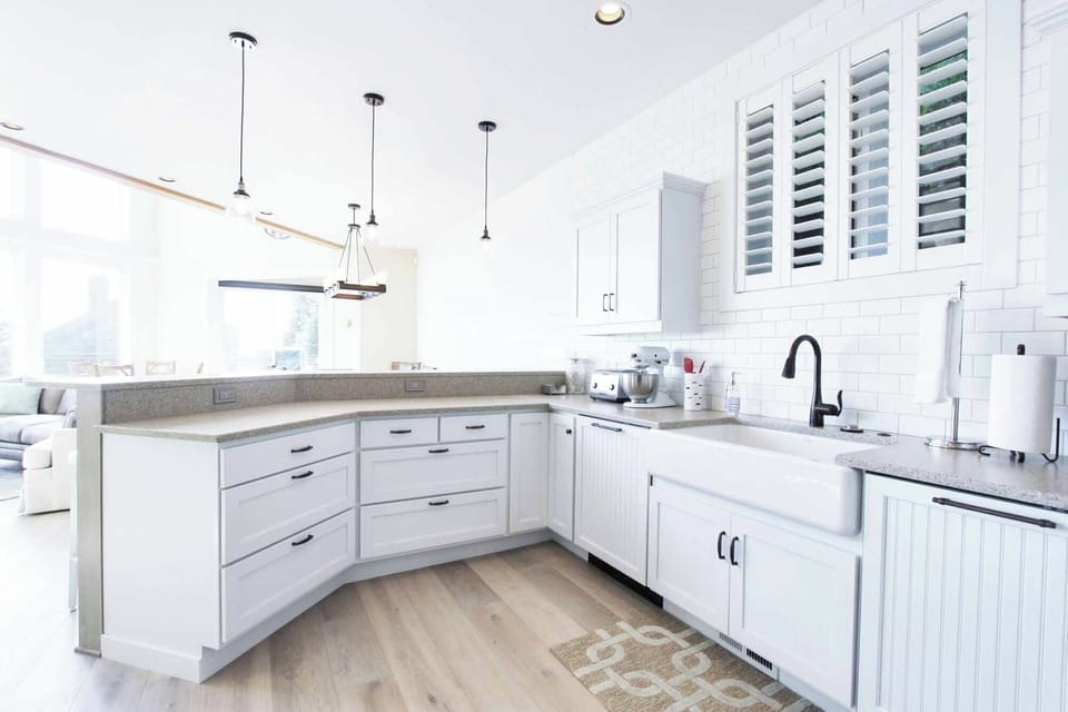 The spacious chef's kitchen has room for multiple people to cook at once