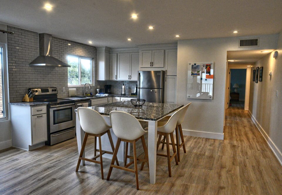 Newly remodeled kitchen.