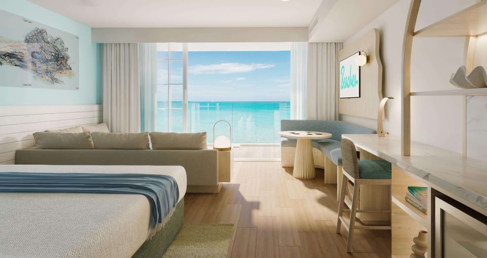 Premium bedding, minibar, in-room safe, soundproofing