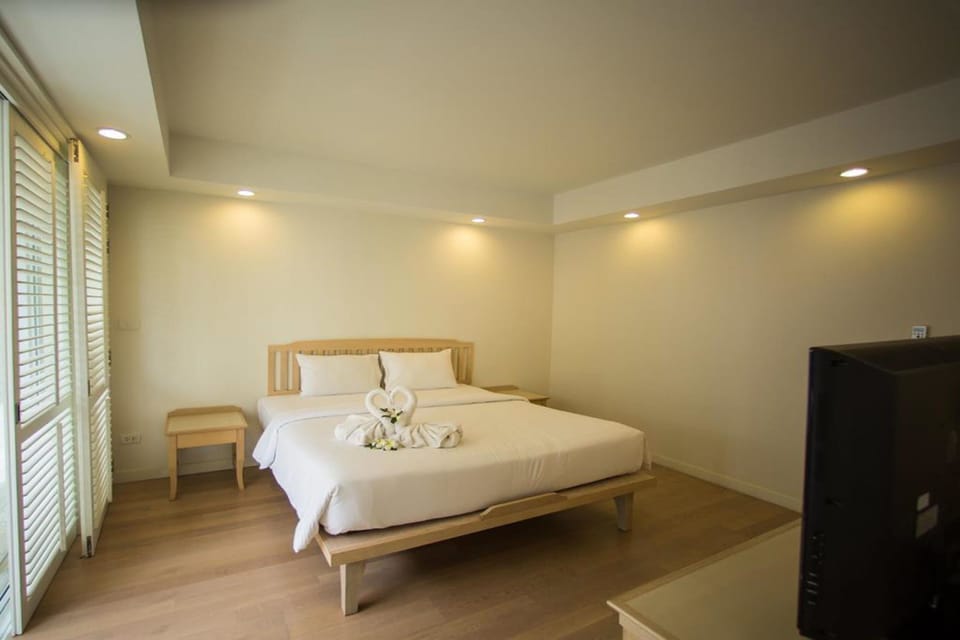 3 Bedroom Villa | 3 bedrooms, in-room safe, desk, blackout drapes