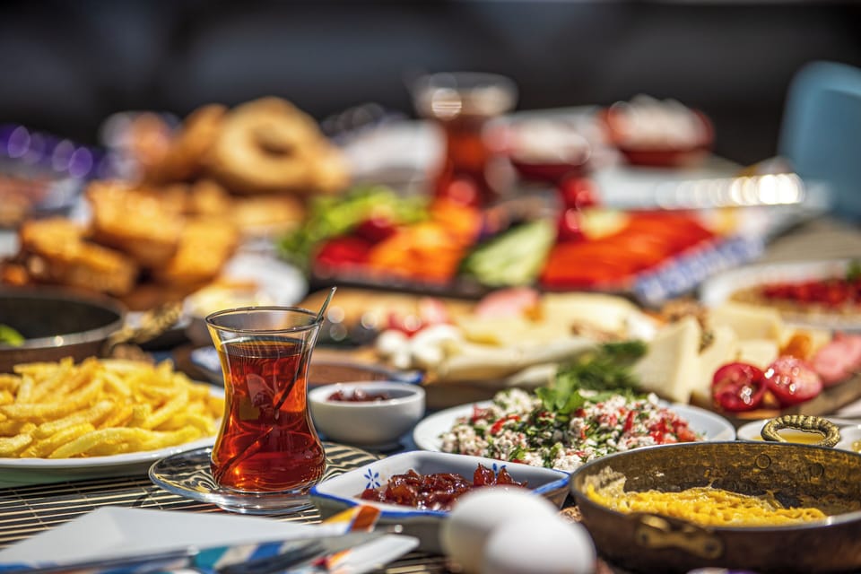 Free daily full breakfast