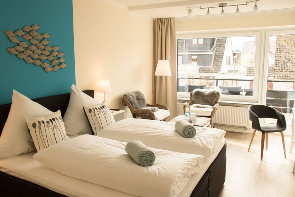 Hypo-allergenic bedding, desk, laptop workspace, free WiFi