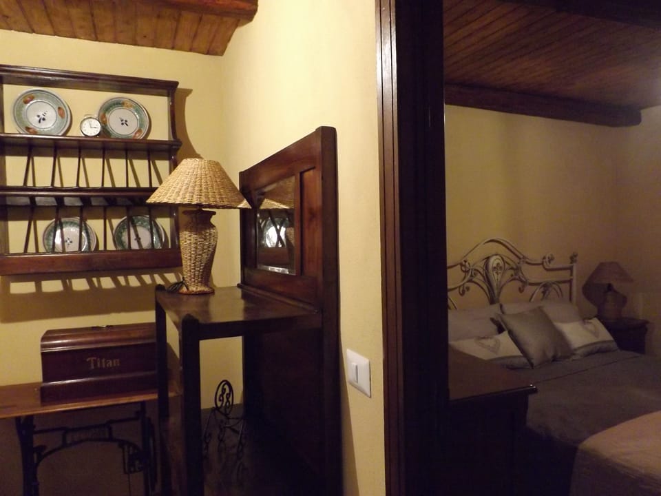 Standard Room | Individually furnished, desk, free WiFi