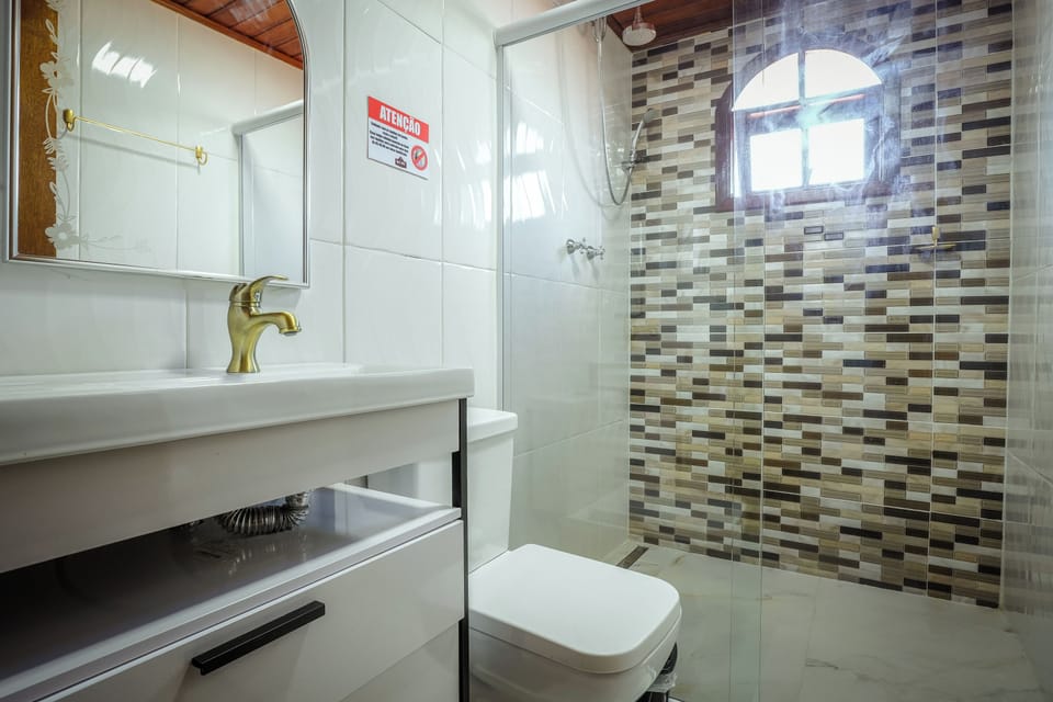 Grand Room, Balcony | Bathroom | Towels, soap