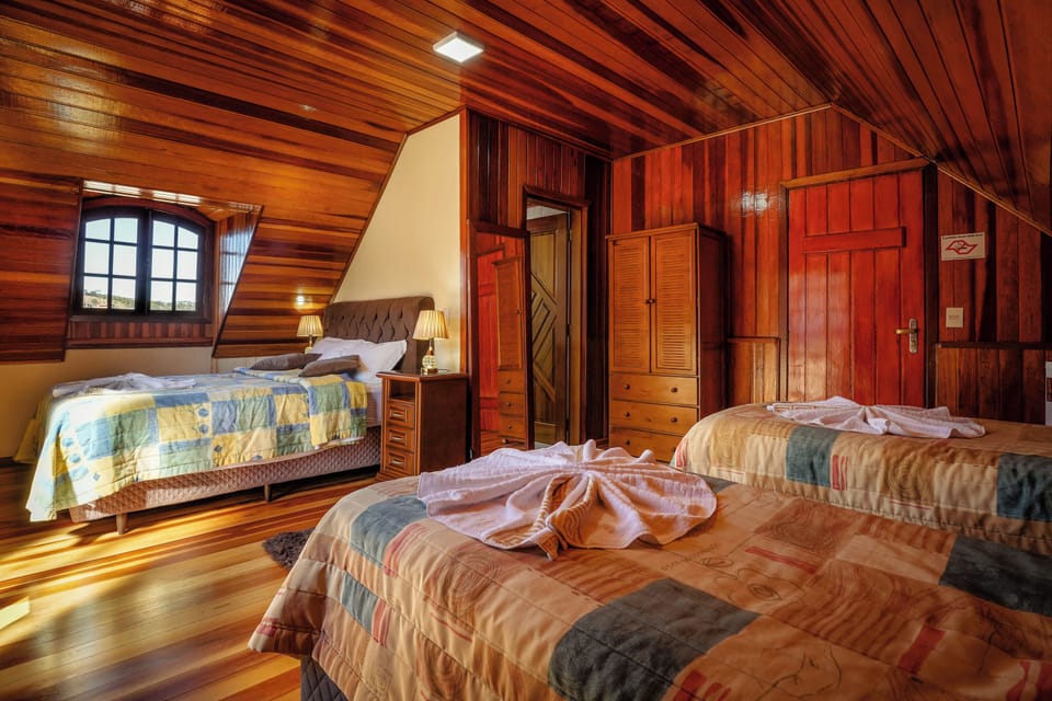 Grand Room, Balcony | Blackout drapes, free WiFi