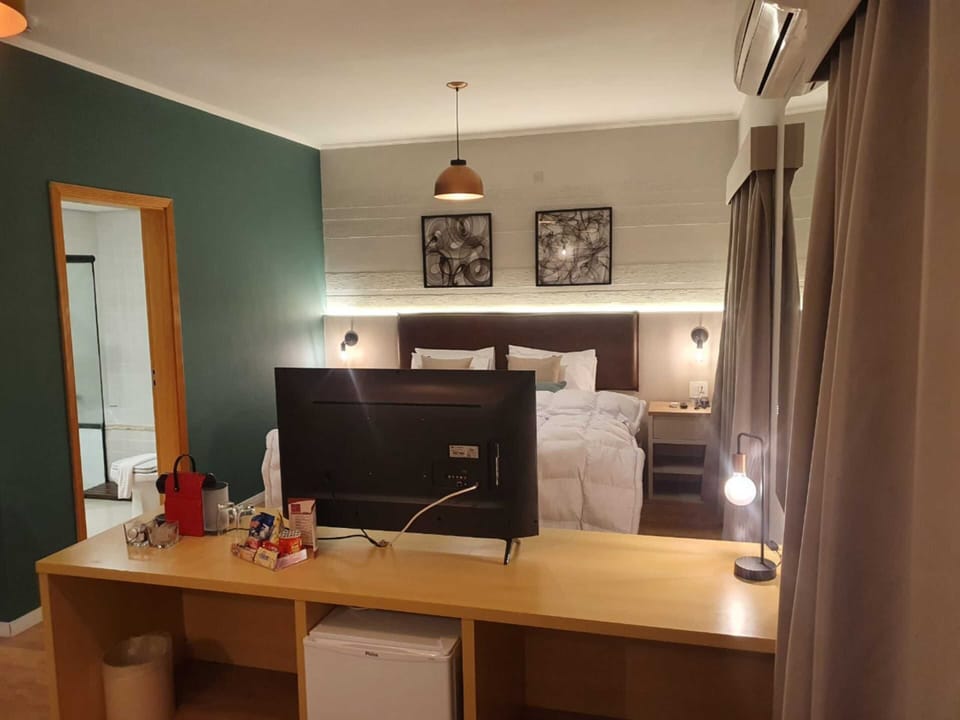 Superior Suite | In-room safe, desk, blackout drapes, free WiFi