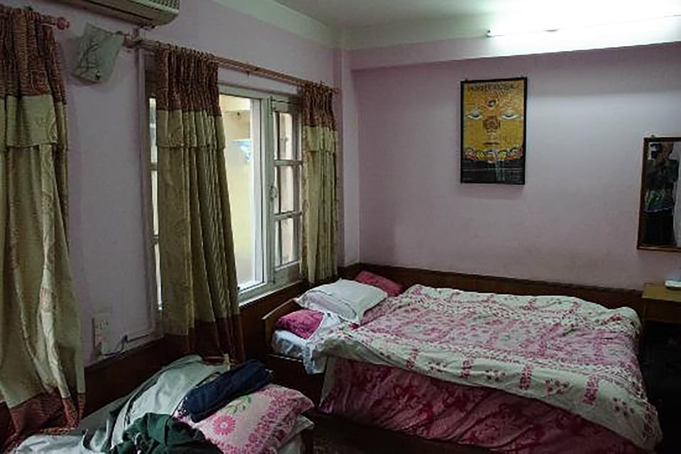 Standard Room | Desk, free WiFi