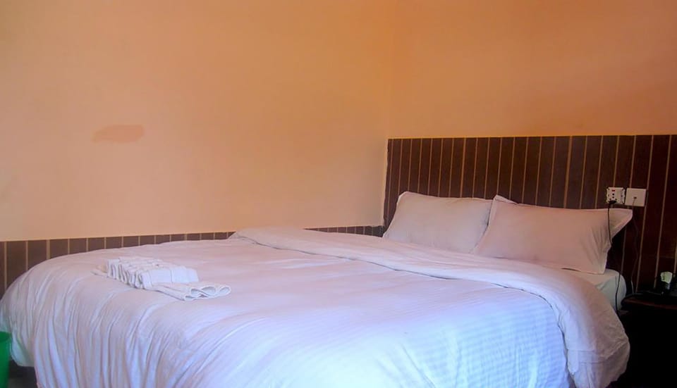 Standard Room | Desk, free WiFi
