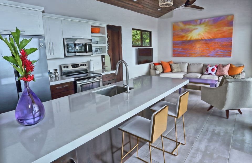 Villa, 1 King Bed, Private Pool, Ocean View | Private kitchen | Full-size fridge, microwave, stovetop, coffee/tea maker
