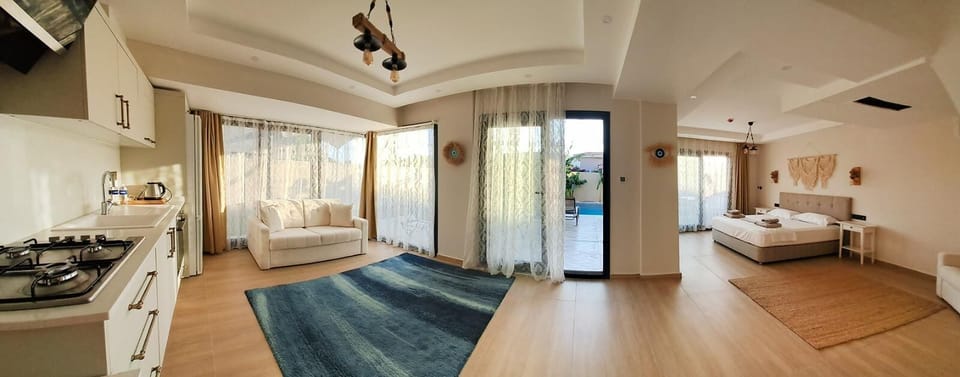 Grand Suite | Premium bedding, minibar, in-room safe, soundproofing