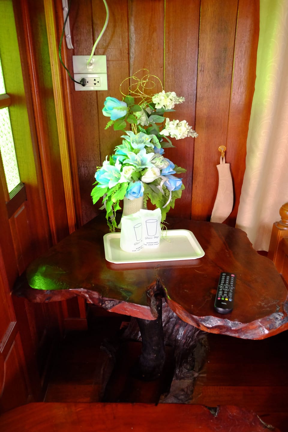 Standard Double Room | Living area | Flat-screen TV