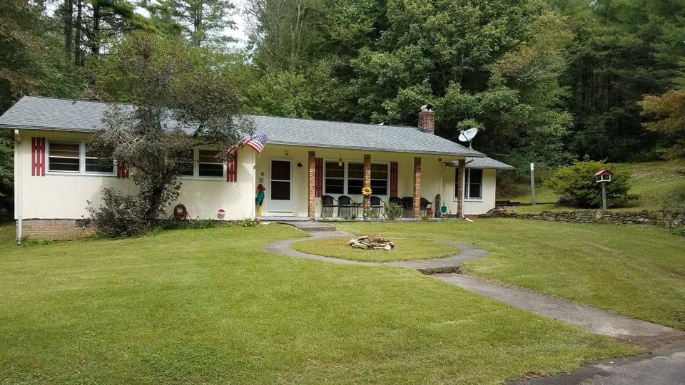 Welcome to Cedar Mountain, Transylvania County, NC.  The "Land of Waterfalls".