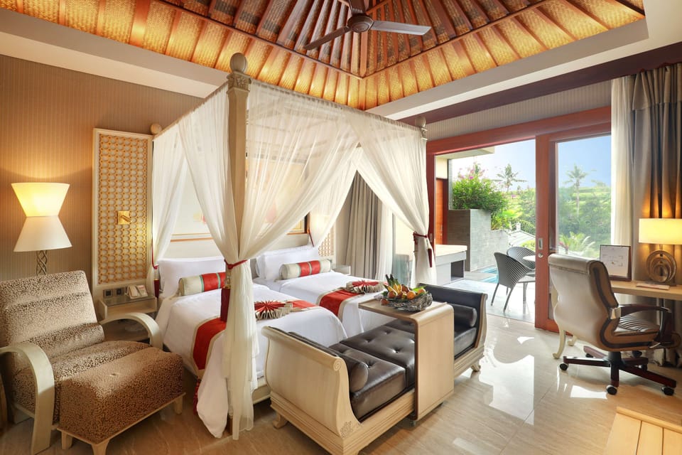 Premium bedding, pillowtop beds, minibar, in-room safe
