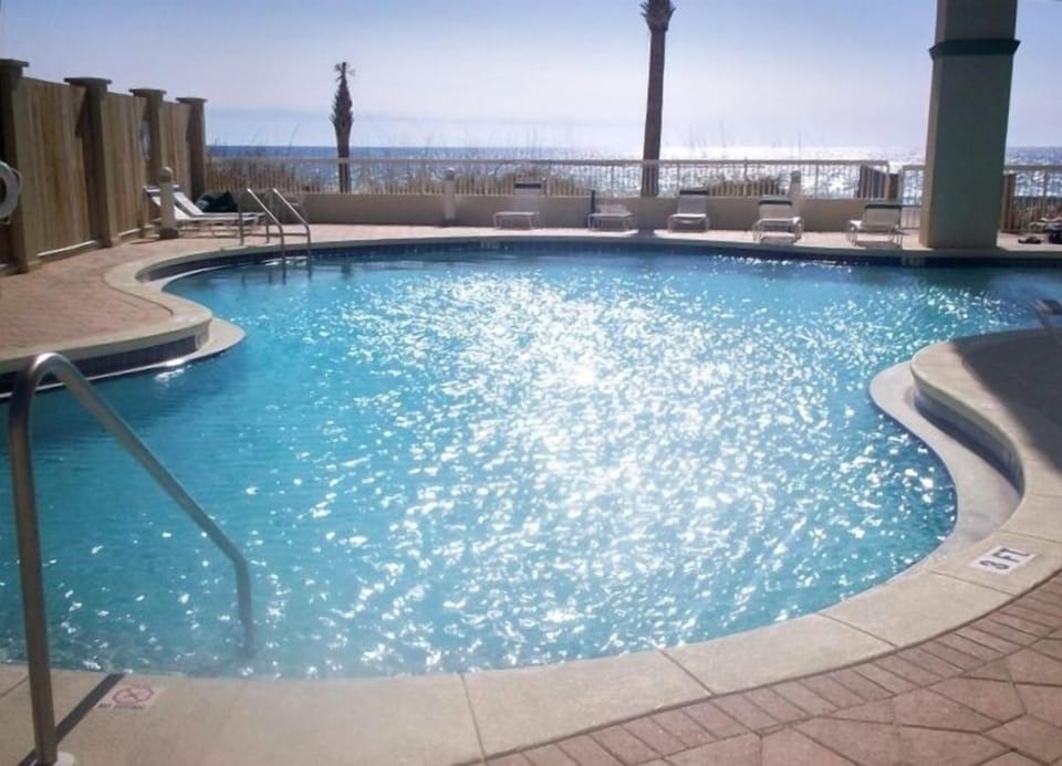 Pool overlooking the beach