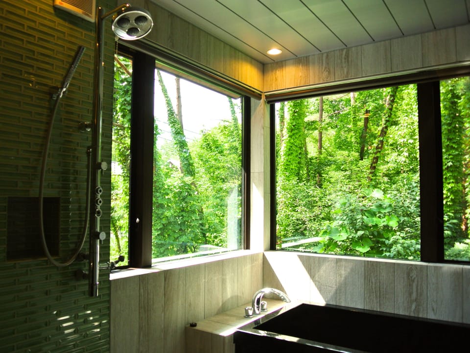 [View Kiso Hinoki Cybress bath with kitchen] ~Nagomi~ Non-smoking | Bathroom amenities | Separate tub and shower, rainfall showerhead, free toiletries