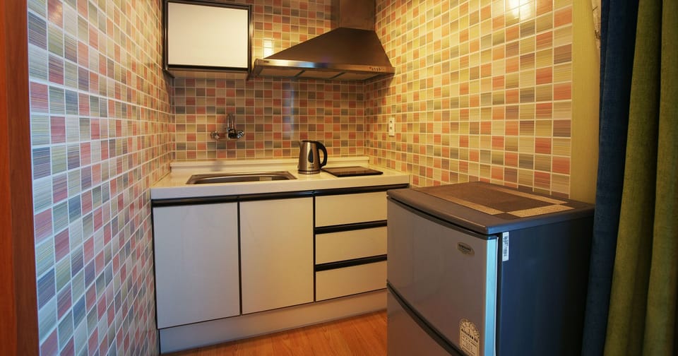 Double Room, Mountain View (49 sqm. C) | Private kitchenette | Microwave