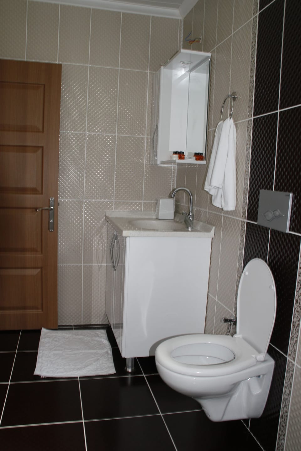 Shower, free toiletries, hair dryer, bathrobes