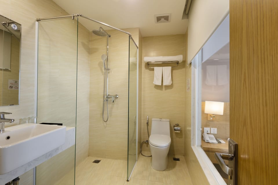Shower, free toiletries, hair dryer, bathrobes
