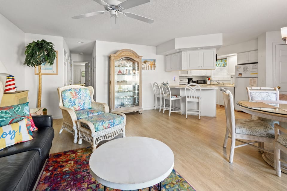 Condo, 2 Bedrooms | Living area | DVD player